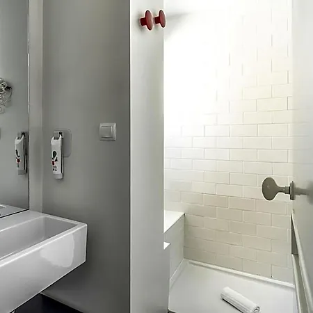 Ibis Styles Centro Liberdade Ne Lisbona