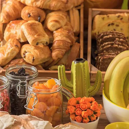 Ibis Styles Centro Liberdade Ne