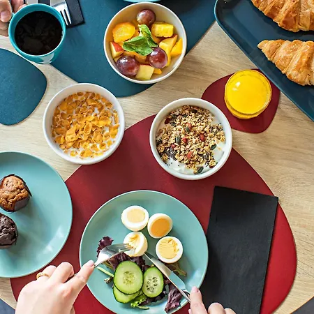 Отель Ibis Styles Centro Liberdade Ne