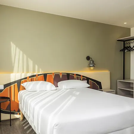 Ibis Styles Centro Liberdade Ne Отель 3*